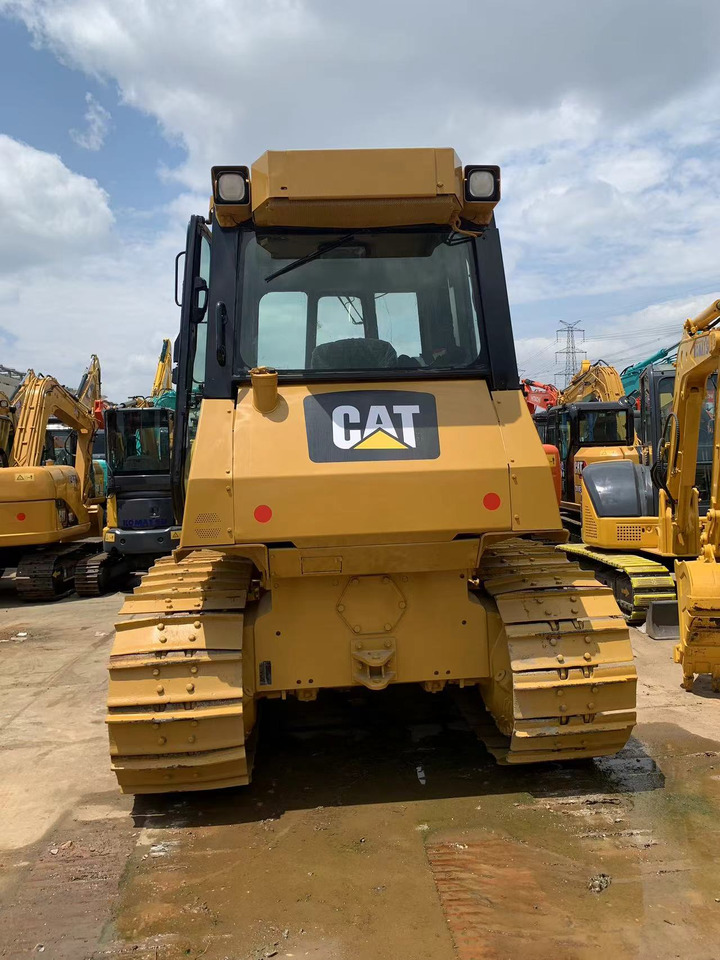 Caterpillar Bulldozer Used Condition CAT D6G, D6G2 Cheap Price - Buldozér: obrázok 5 Caterpillar Bulldozer Used Condition CAT D6G, D6G2 Cheap Price - Buldozér: obrázok 5