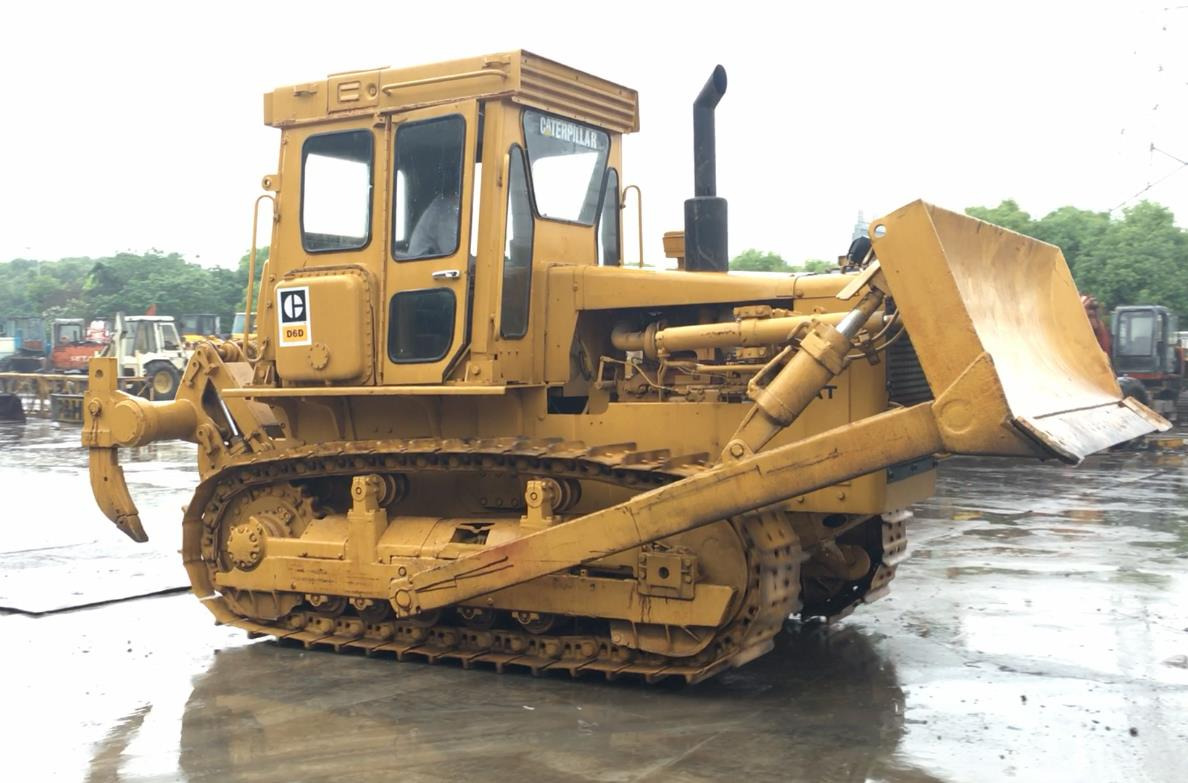 Caterpillar D6D Bulldozer Good Condition Tracked Tractor for Bolivia - Buldozér: obrázok 2 Caterpillar D6D Bulldozer Good Condition Tracked Tractor for Bolivia - Buldozér: obrázok 2