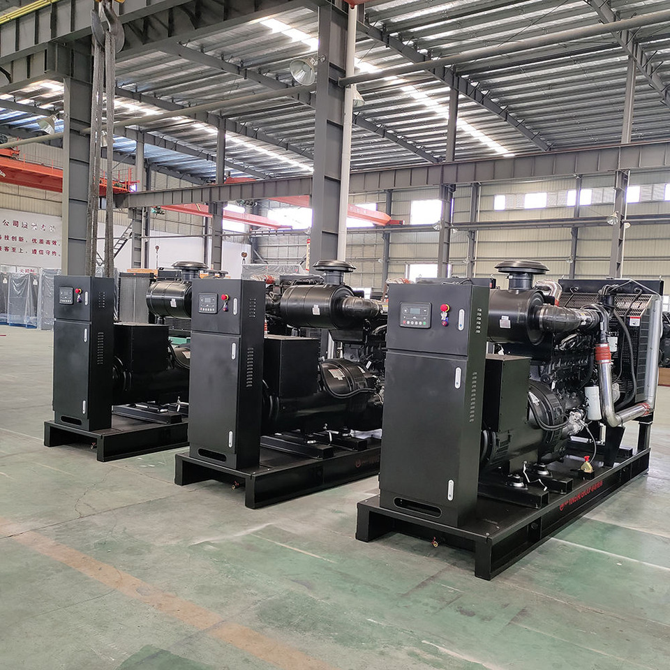 Cummins Generator Set 50KVA, 100KVA, 150KVA, 200KVA Brand New Condition - Elektrický generátor: obrázok 1 Cummins Generator Set 50KVA, 100KVA, 150KVA, 200KVA Brand New Condition - Elektrický generátor: obrázok 1