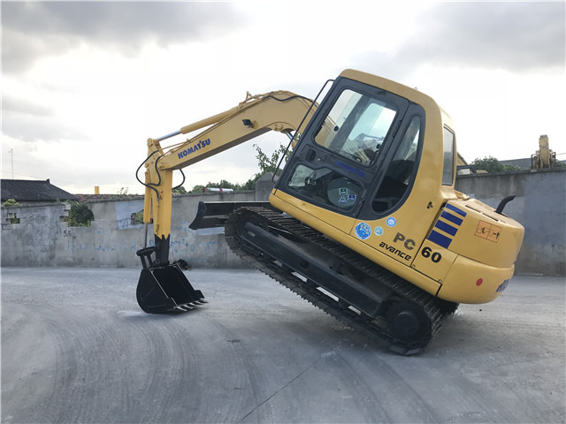 Komatsu PC60 Excavator 6 ton Small Digger Made in Japan - Pásové rýpadlo: obrázok 1 Komatsu PC60 Excavator 6 ton Small Digger Made in Japan - Pásové rýpadlo: obrázok 1