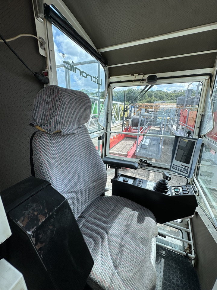 LIEBHERR 150 EC-B 8 Litronic - Vežový žeriav: obrázok 4 LIEBHERR 150 EC-B 8 Litronic - Vežový žeriav: obrázok 4