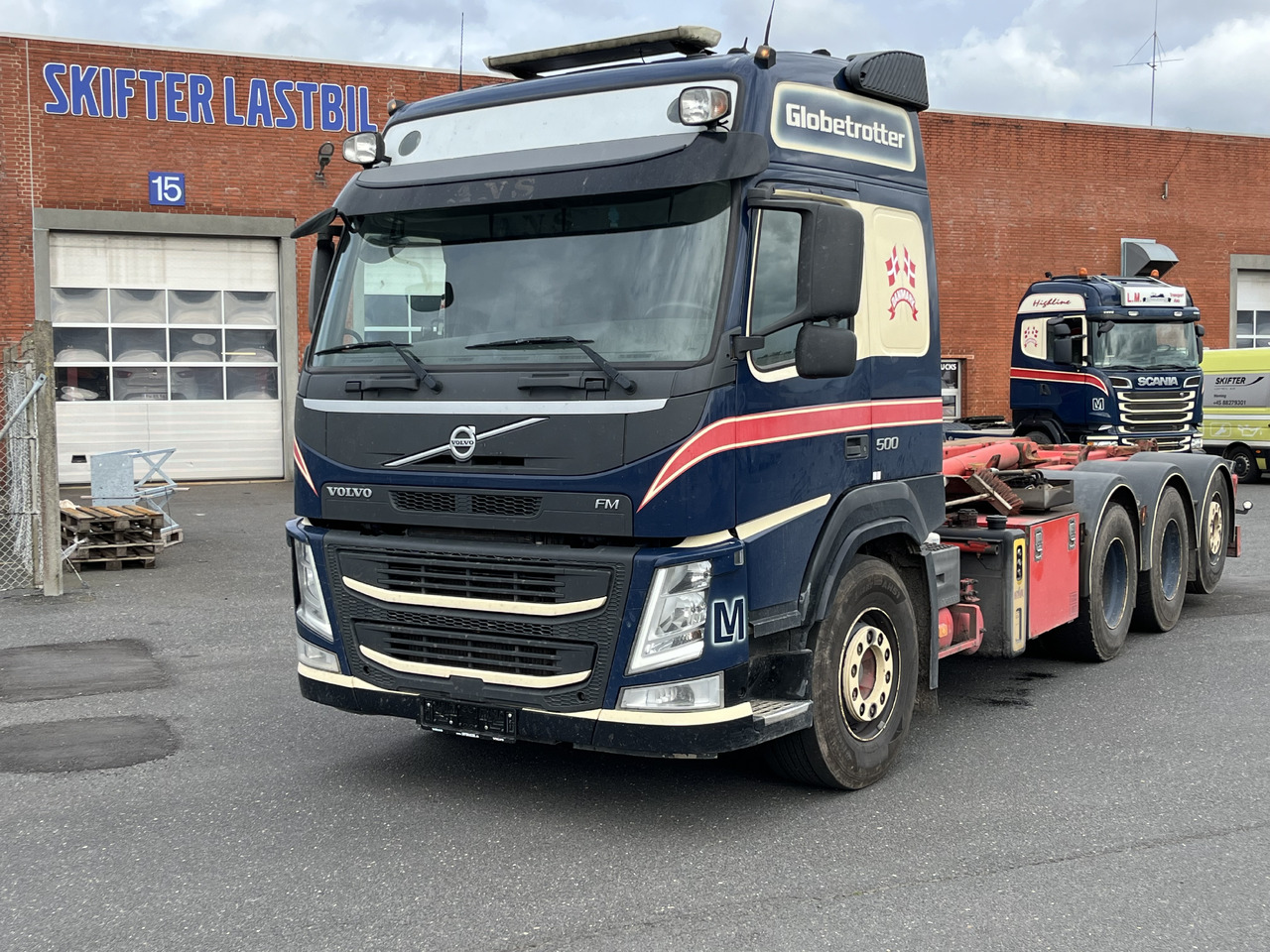 Volvo FM 500 8x4 - Hákový nosič kontajnerov: obrázok 1 Volvo FM 500 8x4 - Hákový nosič kontajnerov: obrázok 1