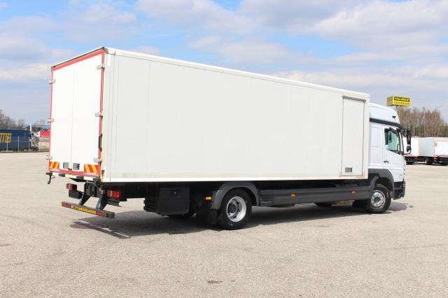 Mercedes-Benz Atego 1224L - Skříňový nákladní auto: obrázok 3 Mercedes-Benz Atego 1224L - Skříňový nákladní auto: obrázok 3