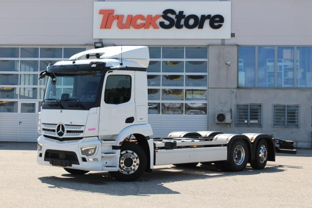 Mercedes-Benz eActros 300 L ENIN FÄHIG! - Podvozek s kabinou: obrázok 1 Mercedes-Benz eActros 300 L ENIN FÄHIG! - Podvozek s kabinou: obrázok 1