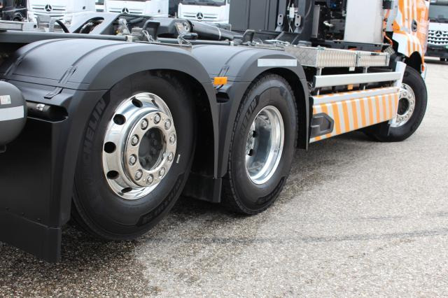 Mercedes-Benz eActros 300 L - Hákový nosič kontajnerov: obrázok 5 Mercedes-Benz eActros 300 L - Hákový nosič kontajnerov: obrázok 5