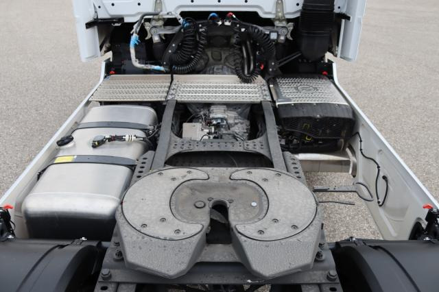 Ťahač Mercedes-Benz Actros 1853 LS: obrázok 7