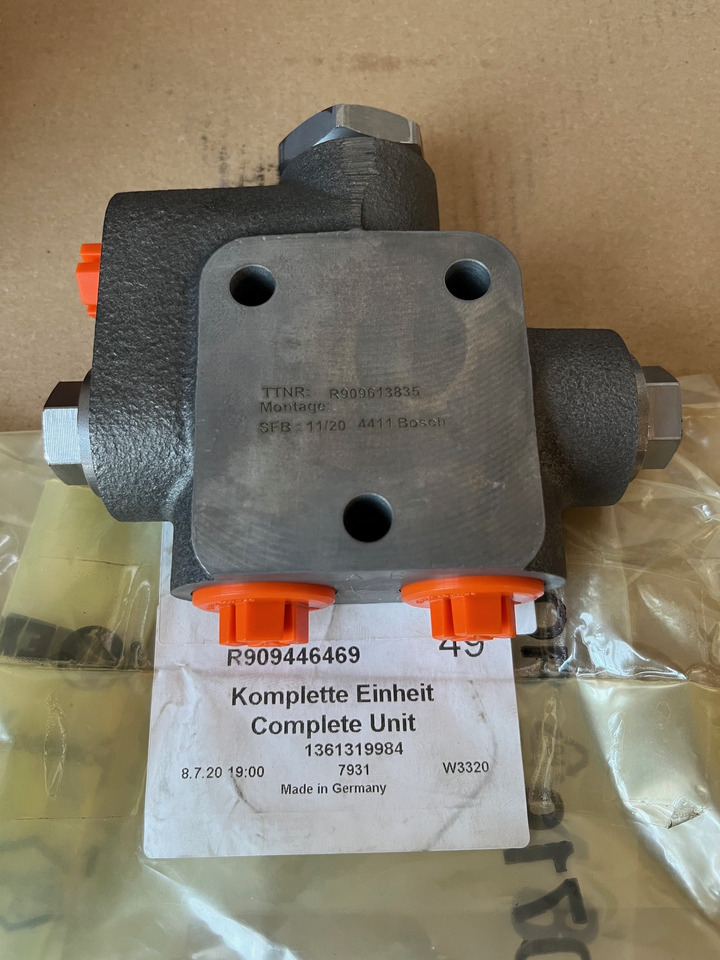 REXROTH R909446469 Flushing & Boost valve - Náhradný diel pre Rýpadlo: obrázok 2 REXROTH R909446469 Flushing & Boost valve - Náhradný diel pre Rýpadlo: obrázok 2