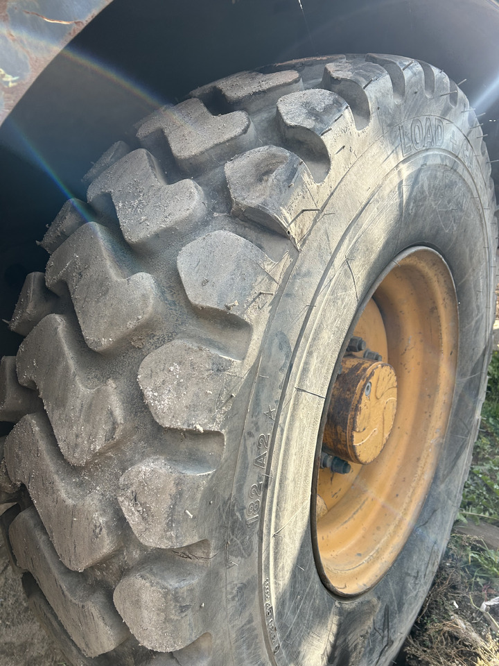 Liebherr L514 - Kompletné koleso pre Kolesový nakladač: obrázok 5 Liebherr L514 - Kompletné koleso pre Kolesový nakladač: obrázok 5