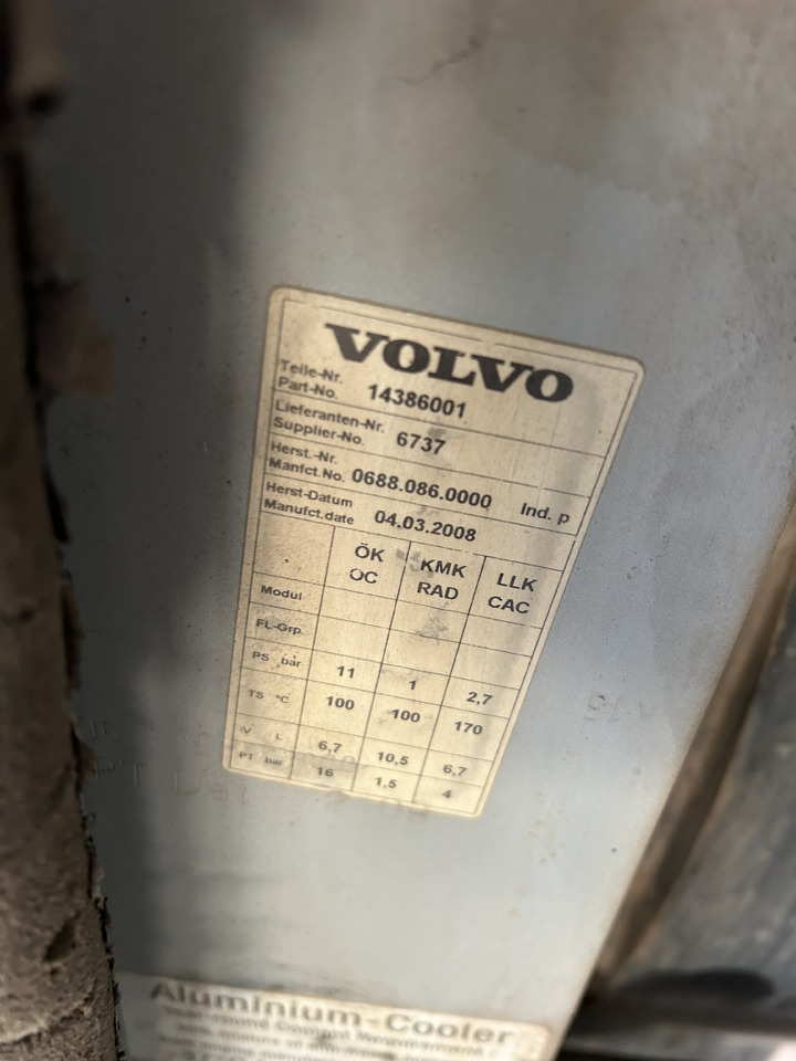 Volvo EW140C - Olejový chladič pre Kolesové rýpadlo: obrázok 5 Volvo EW140C - Olejový chladič pre Kolesové rýpadlo: obrázok 5