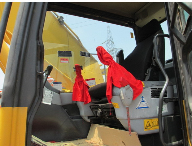 2020 Komatsu PC200-7 - Pásové rýpadlo: obrázok 2 2020 Komatsu PC200-7 - Pásové rýpadlo: obrázok 2