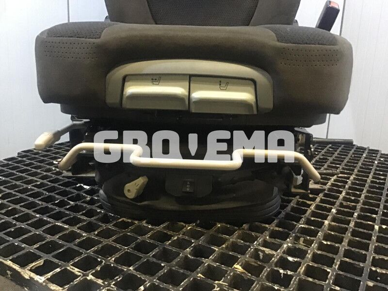 Grammer R926 K-LC / R946 LC / R946 LC-V / R946 NLC - Sedadlo: obrázok 2 Grammer R926 K-LC / R946 LC / R946 LC-V / R946 NLC - Sedadlo: obrázok 2