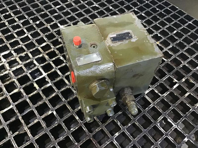 Liebherr Brake Valve - Ventil: obrázok 2 Liebherr Brake Valve - Ventil: obrázok 2