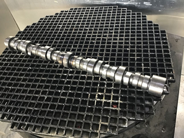 Liebherr Camshaft - Vačkový hriadeľ: obrázok 2 Liebherr Camshaft - Vačkový hriadeľ: obrázok 2