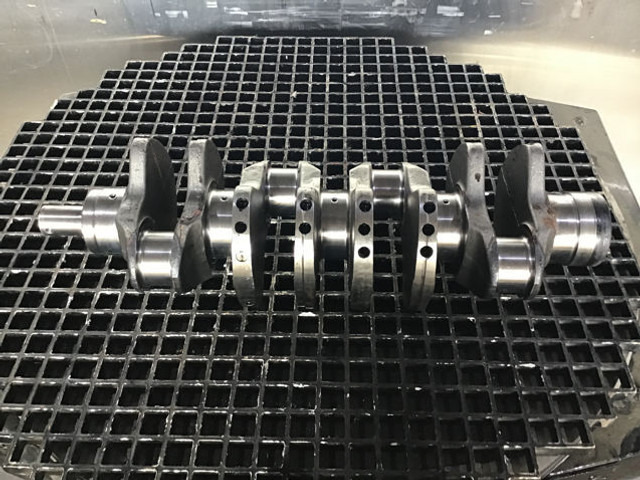 Liebherr Crankshaft D924 - Kľukový hriadeľ: obrázok 1 Liebherr Crankshaft D924 - Kľukový hriadeľ: obrázok 1