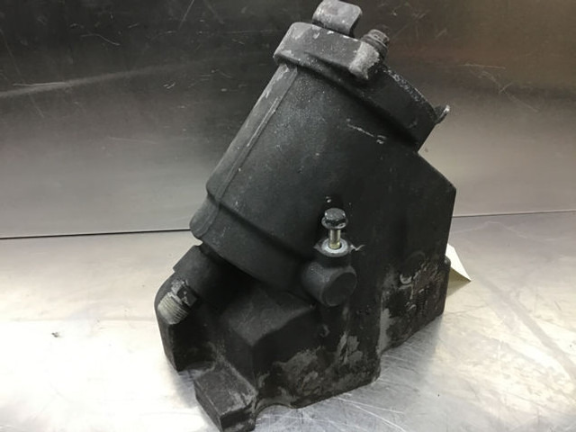 Liebherr Cylinderhead Cover - Blok valcov: obrázok 2 Liebherr Cylinderhead Cover - Blok valcov: obrázok 2