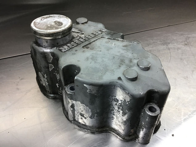 Liebherr Cylinderhead Cover - Blok valcov: obrázok 3 Liebherr Cylinderhead Cover - Blok valcov: obrázok 3