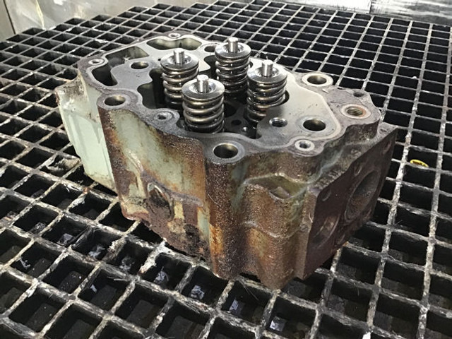 Liebherr Cylinderhead - Blok valcov: obrázok 3 Liebherr Cylinderhead - Blok valcov: obrázok 3