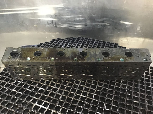 Liebherr Cylinderhead - Blok valcov: obrázok 3 Liebherr Cylinderhead - Blok valcov: obrázok 3