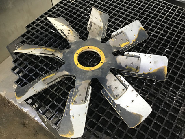 Liebherr Fan - Chladiaci systém: obrázok 2 Liebherr Fan - Chladiaci systém: obrázok 2