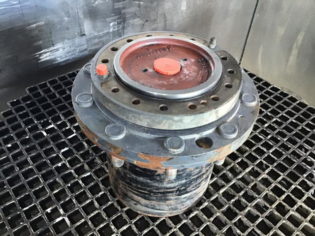 Liebherr Final Drive - Odpruženie: obrázok 4 Liebherr Final Drive - Odpruženie: obrázok 4