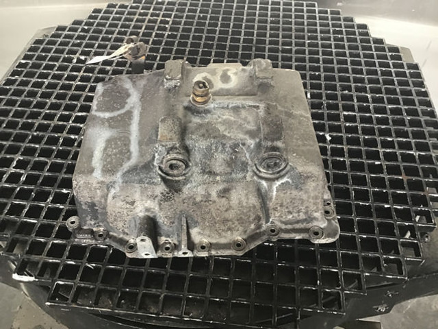 Liebherr Oil Sump - Kľuková skriňa: obrázok 3 Liebherr Oil Sump - Kľuková skriňa: obrázok 3