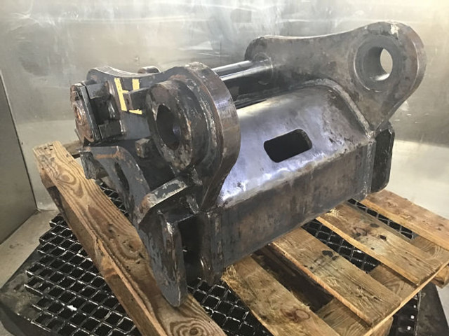 Liebherr Quick Hitch Verachtert - Rýchloupínacia zariadenia: obrázok 3 Liebherr Quick Hitch Verachtert - Rýchloupínacia zariadenia: obrázok 3