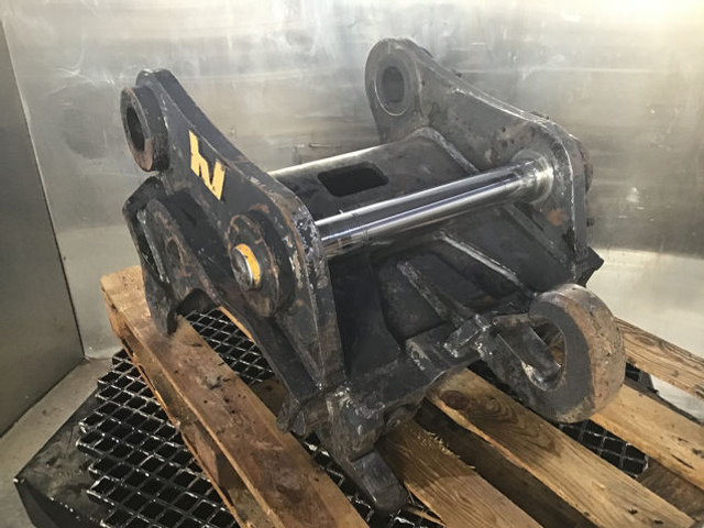 Liebherr Quick Hitch Verachtert - Rýchloupínacia zariadenia: obrázok 1 Liebherr Quick Hitch Verachtert - Rýchloupínacia zariadenia: obrázok 1