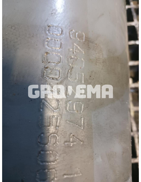 Liebherr R922 LC / R922 NLC / R922 SLC / R922 XLC - Hydraulický valec: obrázok 2 Liebherr R922 LC / R922 NLC / R922 SLC / R922 XLC - Hydraulický valec: obrázok 2