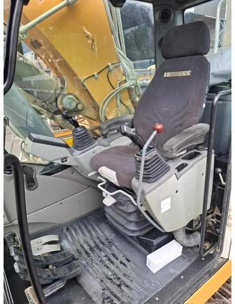 Liebherr R926 LC - Pásové rýpadlo: obrázok 5 Liebherr R926 LC - Pásové rýpadlo: obrázok 5