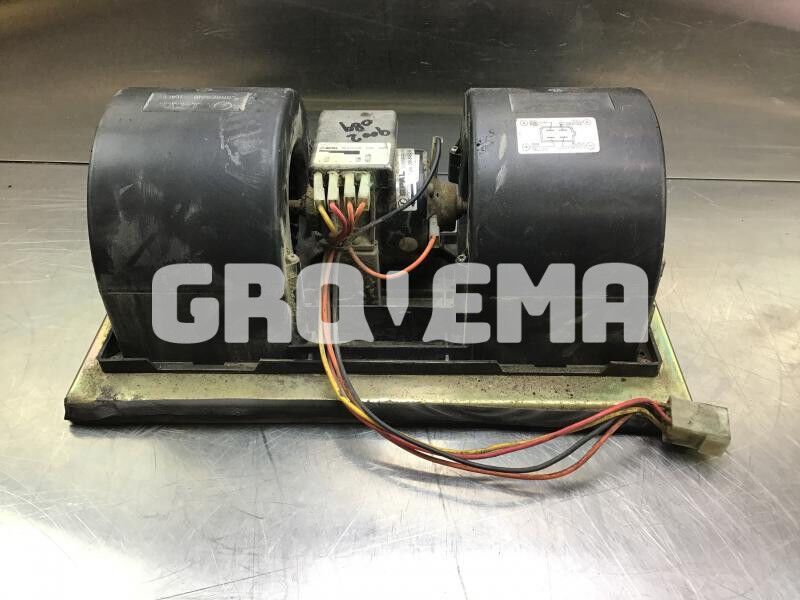 Liebherr R946 LC / R946 NLC / R956 / R976 / R926 LC / R920 / R920 LC - Ventilátor kúrenia: obrázok 3 Liebherr R946 LC / R946 NLC / R956 / R976 / R926 LC / R920 / R920 LC - Ventilátor kúrenia: obrázok 3