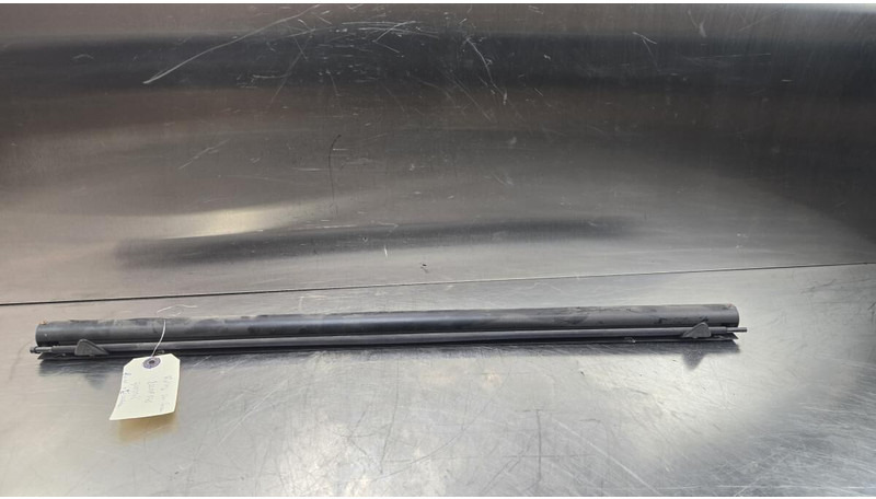 Liebherr (Rolling) - Slnečná clona: obrázok 1 Liebherr (Rolling) - Slnečná clona: obrázok 1