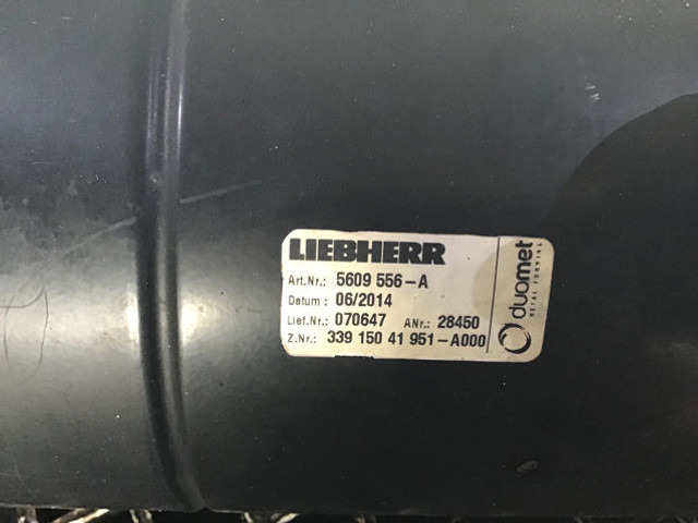 Liebherr Tank - Expanzná nádobka: obrázok 3 Liebherr Tank - Expanzná nádobka: obrázok 3