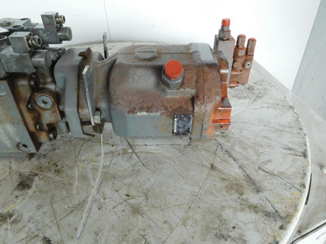 Rexroth A10V0100 - Motor a diely: obrázok 1 Rexroth A10V0100 - Motor a diely: obrázok 1