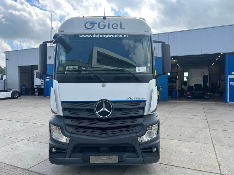 Mercedes-Benz Actros 1842 / Euro 5 / Automatic - Ťahač: obrázok 2 Mercedes-Benz Actros 1842 / Euro 5 / Automatic - Ťahač: obrázok 2