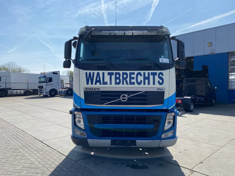 Volvo FH 460 / Euro 5 / 2x Tank / Automatic - Ťahač: obrázok 2 Volvo FH 460 / Euro 5 / 2x Tank / Automatic - Ťahač: obrázok 2