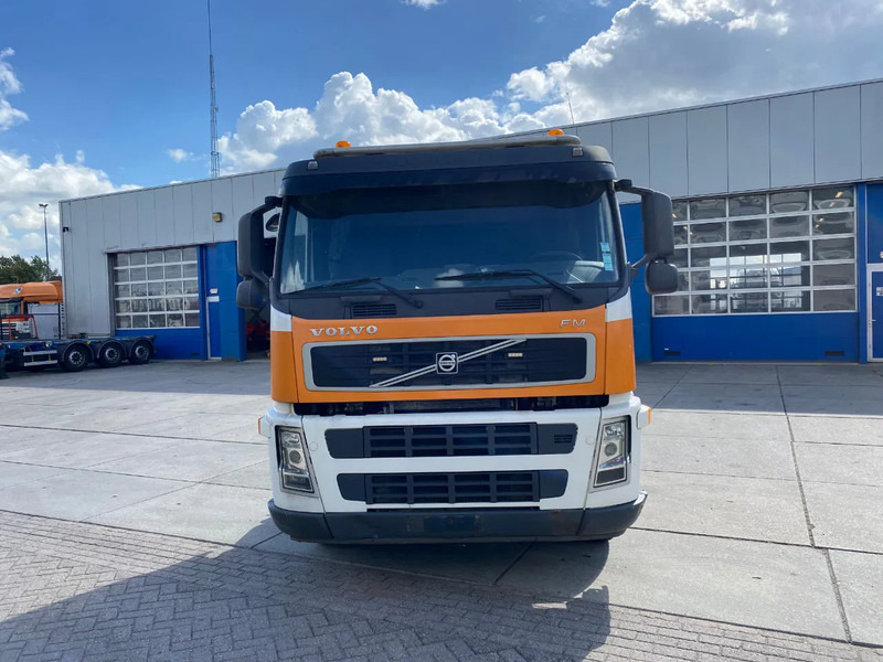 Volvo FM 440 6x4 / Hooklift and Tractor / Hub Reduction - Ťahač: obrázok 2 Volvo FM 440 6x4 / Hooklift and Tractor / Hub Reduction - Ťahač: obrázok 2