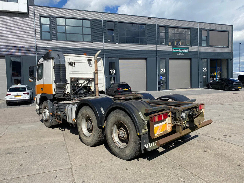 Volvo FM 440 6x4 / Hooklift and Tractor / Hub Reduction - Ťahač: obrázok 4 Volvo FM 440 6x4 / Hooklift and Tractor / Hub Reduction - Ťahač: obrázok 4
