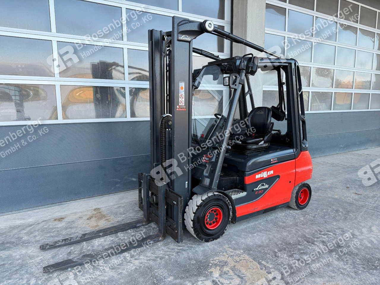 Linde E30 Stapler / BJ2020 / nur 1096h / Duplex / TOP - Vysokozdvižný vozík: obrázok 1 Linde E30 Stapler / BJ2020 / nur 1096h / Duplex / TOP - Vysokozdvižný vozík: obrázok 1