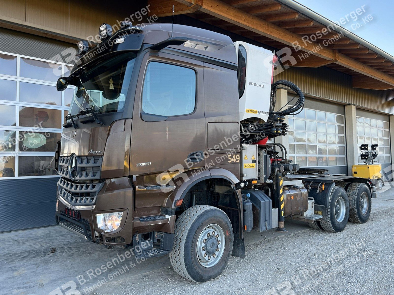 Mercedes-Benz Arocs 3351 6x6 Palfinger Epsilon S260Z96 - Nákladné vozidlo na prepravu dreva, Auto s hydraulickou rukou: obrázok 4 Mercedes-Benz Arocs 3351 6x6 Palfinger Epsilon S260Z96 - Nákladné vozidlo na prepravu dreva, Auto s hydraulickou rukou: obrázok 4