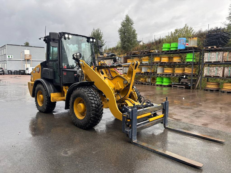 Cat 906 - Kolesový nakladač: obrázok 2 Cat 906 - Kolesový nakladač: obrázok 2