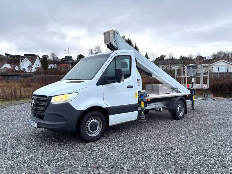 Mercedes-Benz Dino 230VTH - Automobilová plošina: obrázok 1 Mercedes-Benz Dino 230VTH - Automobilová plošina: obrázok 1