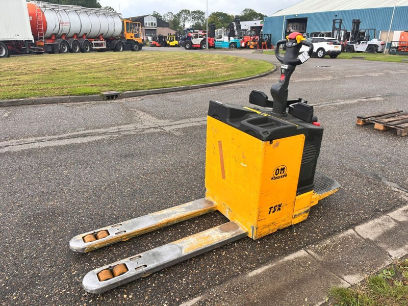 Diversen OM TSX20 - Paletový vozík: obrázok 3 Diversen OM TSX20 - Paletový vozík: obrázok 3