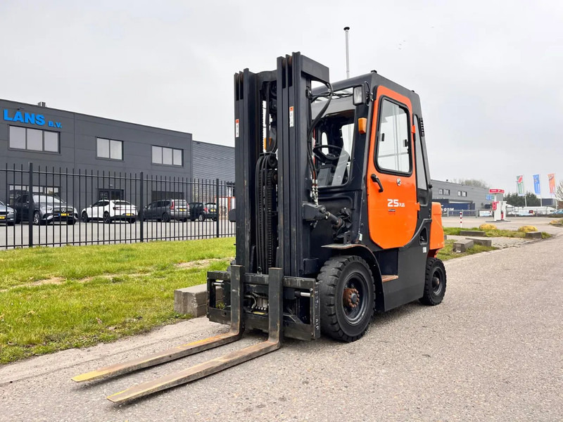 Doosan D25G PLUS - Vysokozdvižný vozík: obrázok 4 Doosan D25G PLUS - Vysokozdvižný vozík: obrázok 4