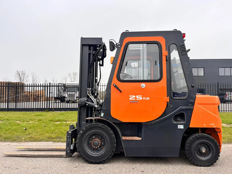 Doosan D25G PLUS - Vysokozdvižný vozík: obrázok 2 Doosan D25G PLUS - Vysokozdvižný vozík: obrázok 2
