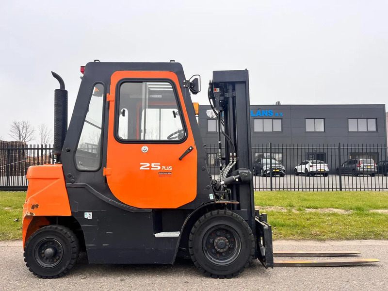 Doosan D25G PLUS - Vysokozdvižný vozík: obrázok 1 Doosan D25G PLUS - Vysokozdvižný vozík: obrázok 1