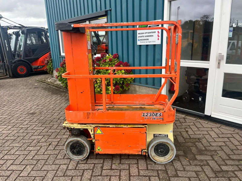 JLG 1230ES - Teleskopická plošina: obrázok 3 JLG 1230ES - Teleskopická plošina: obrázok 3