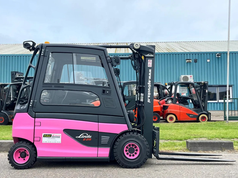 Linde E25L-01 - Elektrický vysokozdvižný vozík: obrázok 1 Linde E25L-01 - Elektrický vysokozdvižný vozík: obrázok 1