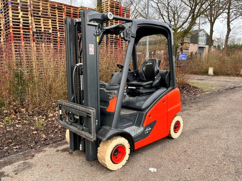 Linde H18T-01 - Plynový vysokozdvižný vozík: obrázok 4 Linde H18T-01 - Plynový vysokozdvižný vozík: obrázok 4