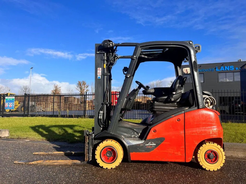 Linde H20T-01 - Plynový vysokozdvižný vozík: obrázok 2 Linde H20T-01 - Plynový vysokozdvižný vozík: obrázok 2