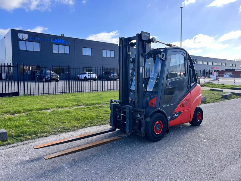 Linde H30T-02 - Plynový vysokozdvižný vozík: obrázok 4 Linde H30T-02 - Plynový vysokozdvižný vozík: obrázok 4